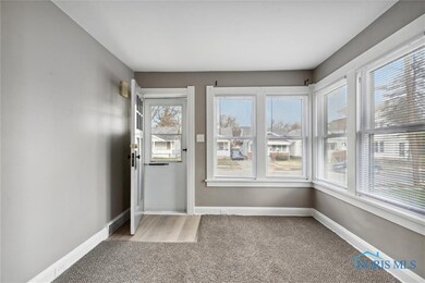2041 Fairfax Rd, Toledo, OH 43613 - photo 7