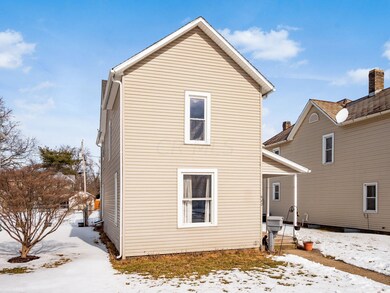 667 E Wheeling St, Lancaster, OH 43130 - photo 2