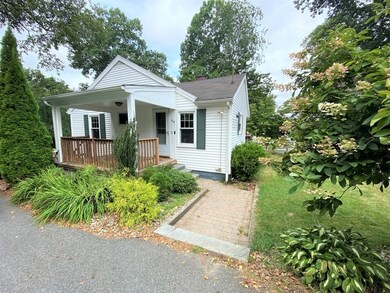 64 Plummer Ave, Lowell, MA 01852 - photo 3