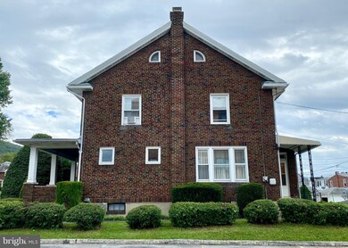 1418 N 13th St, Reading, PA 19604 - photo 2