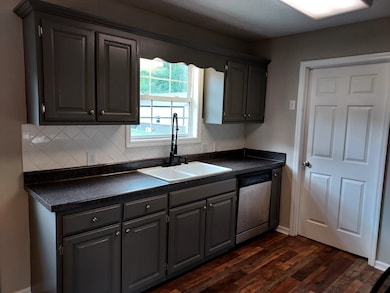 220 Hunters Ln, Shelbyville, TN 37160 - photo 4