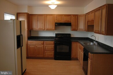 12308 Boncrest Dr, Reisterstown, MD 21136 - photo 3