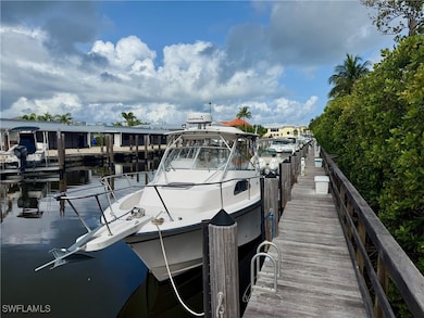 1500 5th Ave S unit 10, Naples, FL 34102 - photo 2