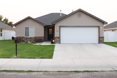 2616 Miller Ave, Burley, ID 83318 - photo 2