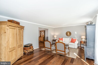 8137 Tamar Dr, Columbia, MD 21045 - photo 7