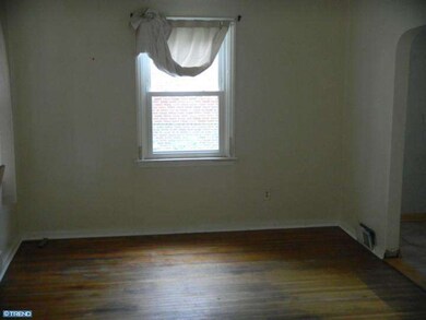 45 Edgewood Rd, Broomall, PA 19008 - photo 4