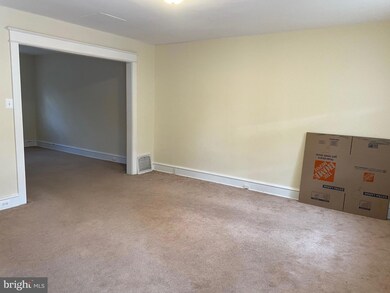 105 Cooper Ave, Collingswood, NJ 08108 - photo 2