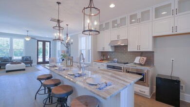 980 Key Colonial Mt Pleasant SC Staged (