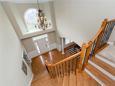 Beautiful Hardwood Stairs w/Metal Pickets