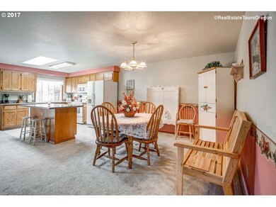 624 S Oak Place, Canby, OR 97013 - photo 6