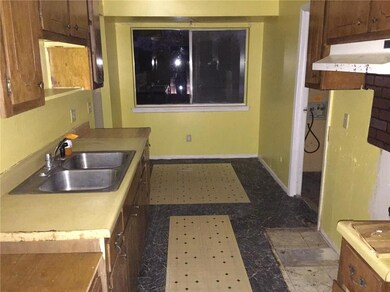 1700 Opossum Cir, Horizon City, TX 79928 - photo 2