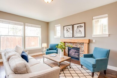 1055 SE Leonel Ln, Bend, OR 97702 - photo 5