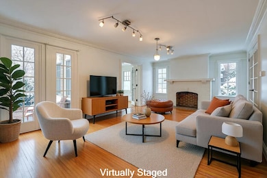 3726 N High St Columbus OH 43214 USA-010