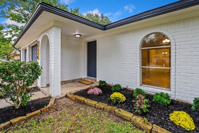 29310 Brookchase Dr, Spring, TX 77386 - photo 4