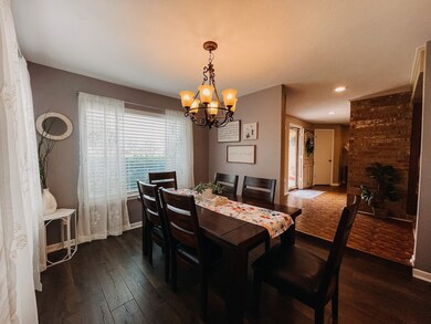 24 San Bernard St, Bay City, TX 77414 - photo 4