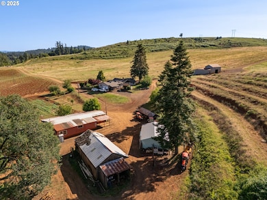 1066 Red Hill Rd, Oakland, OR 97462 - photo 5