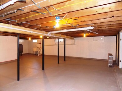 319 Williams Ave, Walnutport, PA 18088 - photo 5