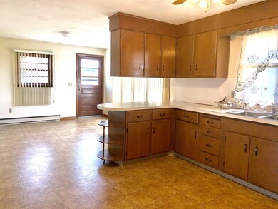 25 Cedar St, Ludlow, MA 01056 - photo 6