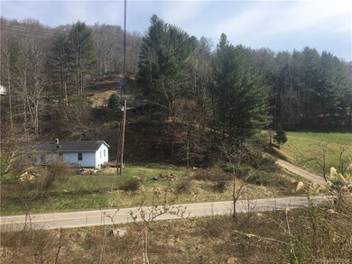 631 Roland Branch Rd, Burnsville, NC 28714 - photo 7