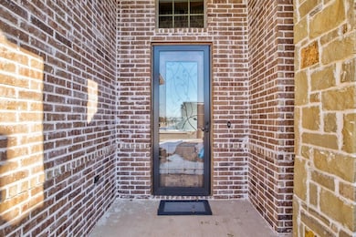 329 Paddle Boat Dr, Granbury, TX 76049 - photo 7