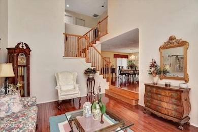 06-Living Room
