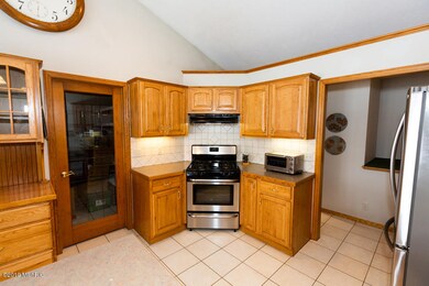 Home-4