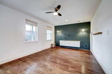 930 Dunbar St, Houston, TX 77009 - photo 7