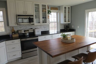 31 Raymond St, Dudley, MA 01571 - photo 4