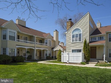 35 Dennis Ct, Hightstown, NJ 08520 - photo 2