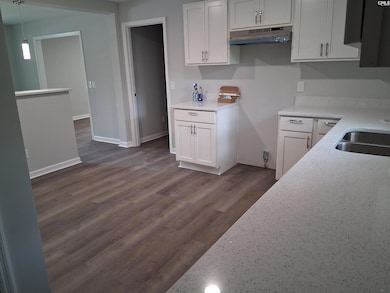 1904 Elise Dr, Columbia, SC 29210 - photo 5