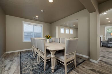 1818 NE Janice Way (7 of 25)