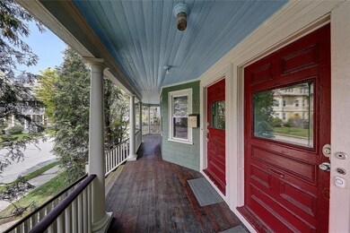 42 Windsor Rd unit 2, Cranston, RI 02905 - photo 4