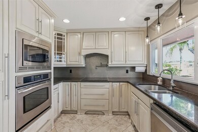 1717 Danbury Dr, Sun City Center, FL 33573 - photo 7