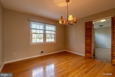 12 Berkshire Dr, Princeton Junction, NJ 08550 - photo 3