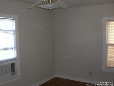 1514 W Lawndale Dr, San Antonio, TX 78209 - photo 7