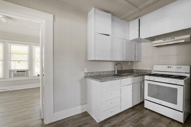 8402 Brockton St unit A, Houston, TX 77017 - photo 2