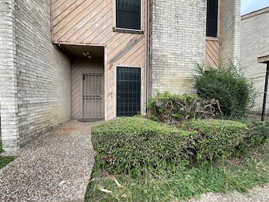 11280 Braes Forest Dr unit 105, Houston, TX 77071 - photo 2