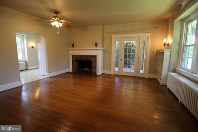 4900 APT. 11 Horseshoe Pike, Honey Brook, PA 19344 - photo 6