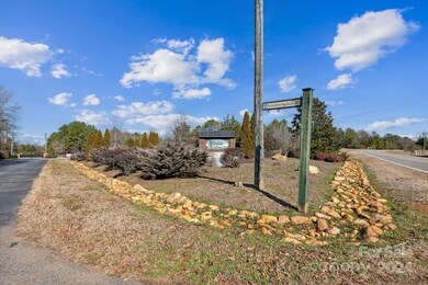 Street turning into Broad River Highlands Neighborhood