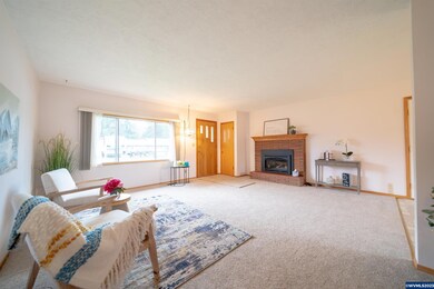 661 Elm St, Lyons, OR 97358 - photo 6