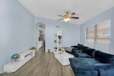 9-web-or-mls-10226 W Country Club Trail-