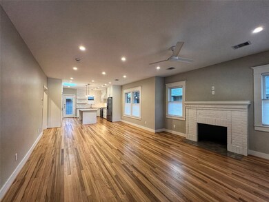 1421 Branard St, Houston, TX 77006 - photo 3