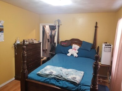 594 Andover St, Lawrence, MA 01843 - photo 4