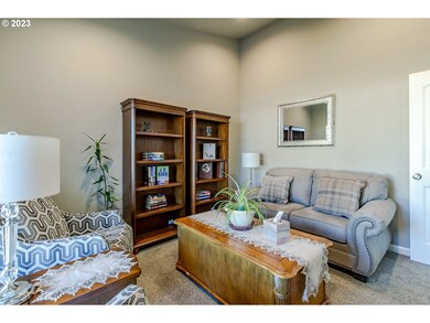 523 Leah Ln, Creswell, OR 97426 - photo 6