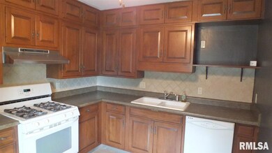 2014 Warren St, Davenport, IA 52804 - photo 4