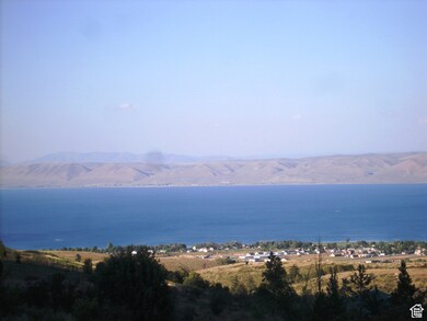 1041 S Lakeview Dr unit A 98, Garden City, UT 84028 - photo 2