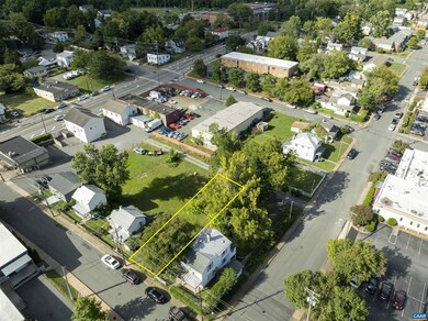 803 Dale Ave unit 350054000, Charlottesville, VA 22903 - photo 4