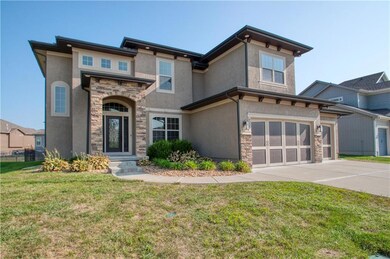 4225 SW Stoney Brook Dr, Lee's Summit, MO 64082 - photo 2