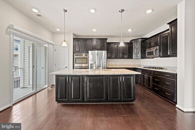 43421 Town Gate Square, Chantilly, VA 20152 - photo 7