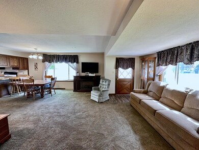 1349 Clark Ave, Bluffton, IN 46714 - photo 5